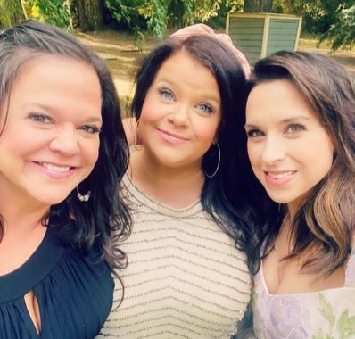 Wendy Chabert with her sisters Lacey Chabert and Chrissy Chabert